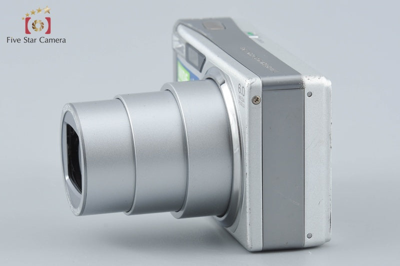 RICOH Caplio R4 Silver 6.0 MP Digital Camera from Japan
