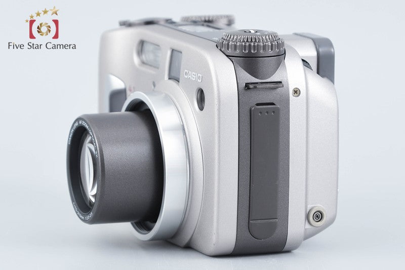 CASIO QV-4000 Silver 4.1 MP Digital Camera from Japan
