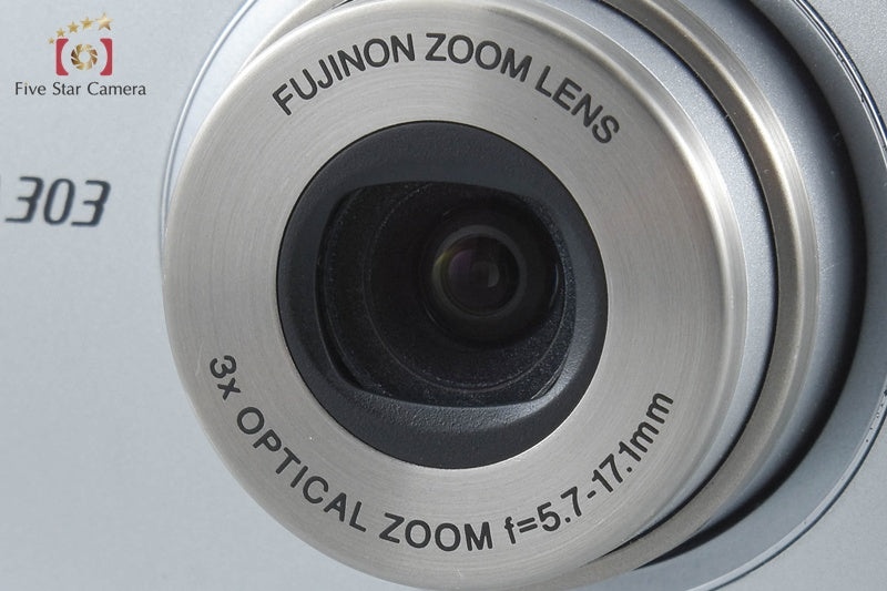 Fujifilm Finepix A303 3.2 MP Digital Camera [Japanese Language Only] from Japan