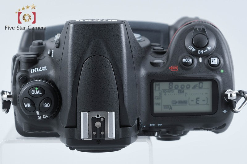 Nikon D700 12.1 MP Digtal SLR Camera + MB-D10 Battery Pack from Japan