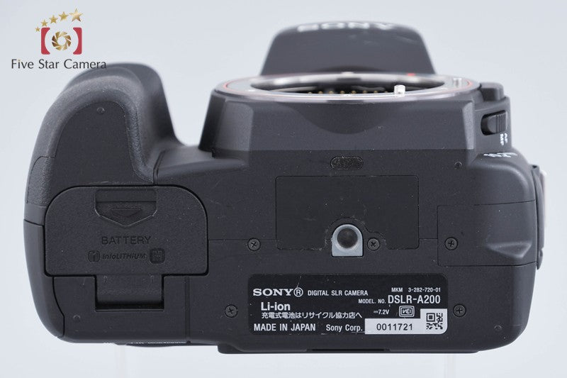 Sony α200 DSLR-A200 Digital SLR Camera [Japanese Language Only] from Japan