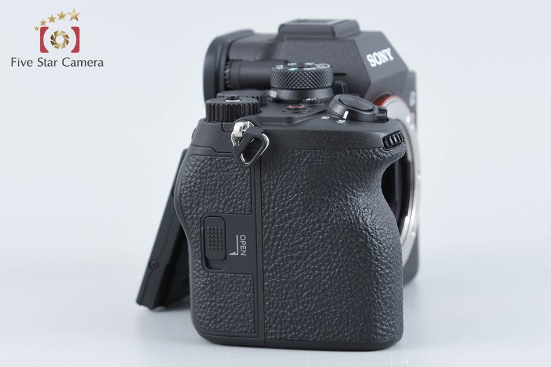 Sony α7R V ILCE-7RM5 61.0 MP Digital Camera [Multiple Languages] from Japan