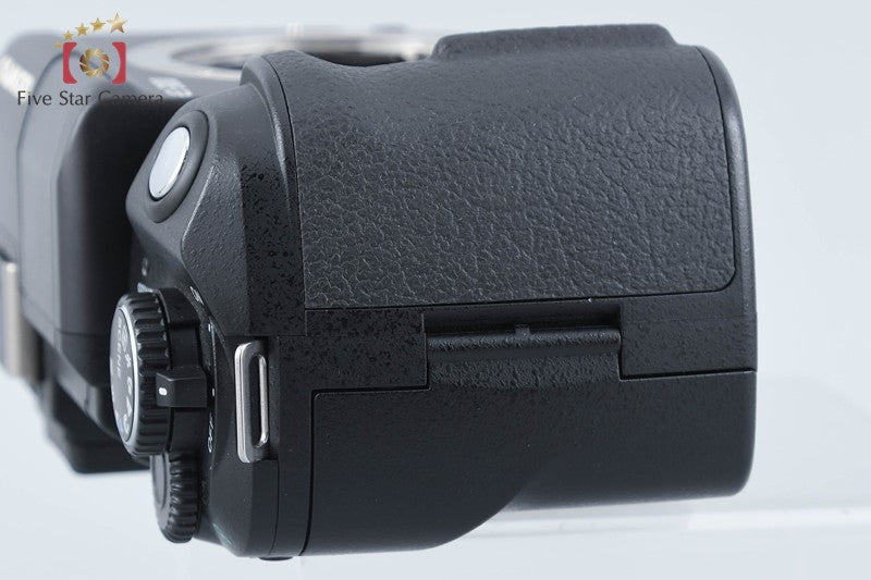 "Shutter count 2,473" Olympus E-300 8.0 MP DSLR Camera Body from Japan