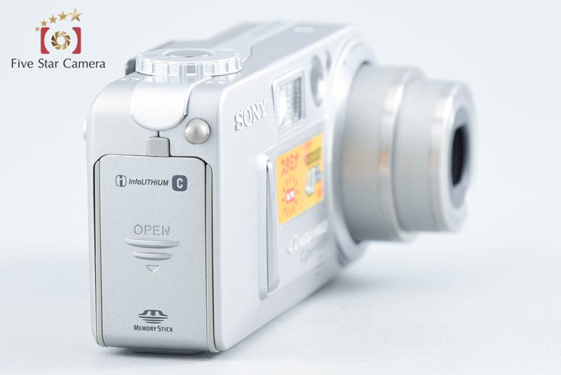Sony Cyber-Shot DSC-P9 4.0 MP Digital Camera from Japan