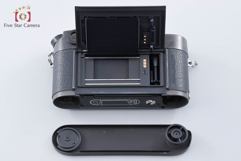 Leica M6 Black 35mm Rangefinder Film Camera Body from Japan