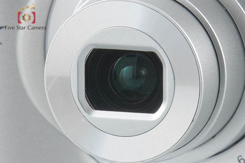 Nikon COOLPIX L26 Silver 16.1 MP Digital Camera from Japan