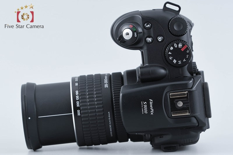 Fujifilm FinePix S9000 Black 9.0 MP Digital Camera from Japan