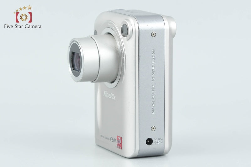 Fujifilm FinePix F601 3.1 MP Digital Camera [Japanese Language Only] from Japan