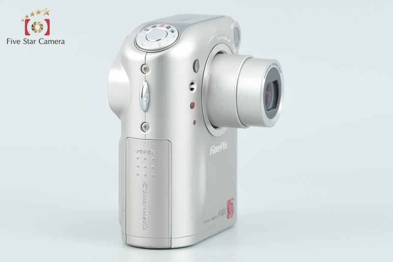 Fujifilm FinePix F601 3.1 MP Digital Camera [Japanese Language Only] from Japan