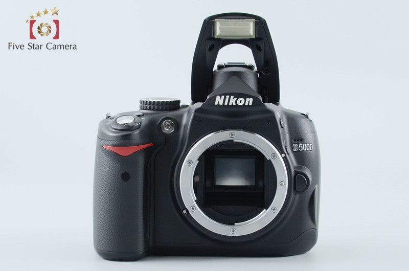 "Shutter count 1,446" Nikon D5000 12.3 MP DSLR Camera 18-55 VR Lens from Japan
