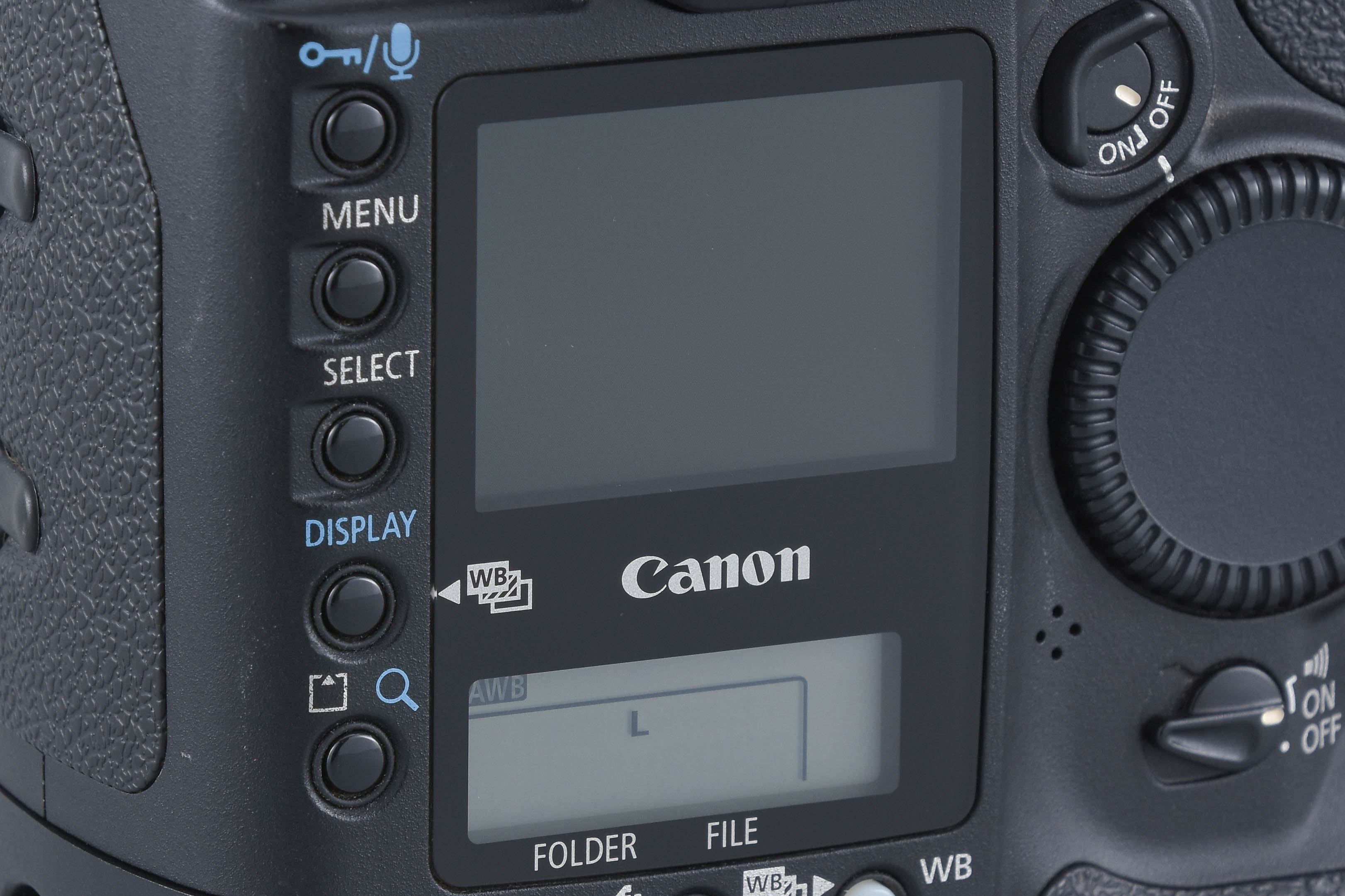 Canon EOS-1D Mark II 8.2 MP Digital SLR Camera Body [Very Good]