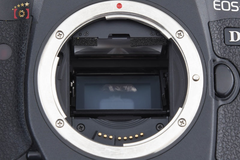 Canon EOS-1D Mark II 8.2 MP Digital SLR Camera Body [Very Good]