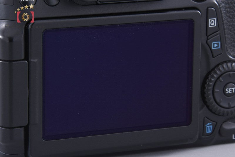 Canon EOS 70D 20.2 MP Digital SLR Camera Body [Very Good]