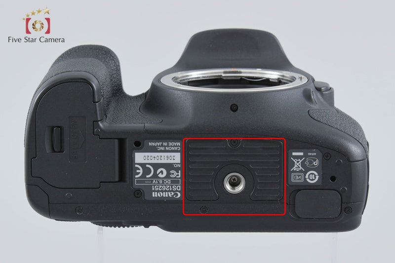 Canon EOS 7D 18.0 MP Digital SLR Camera Body w/ Box