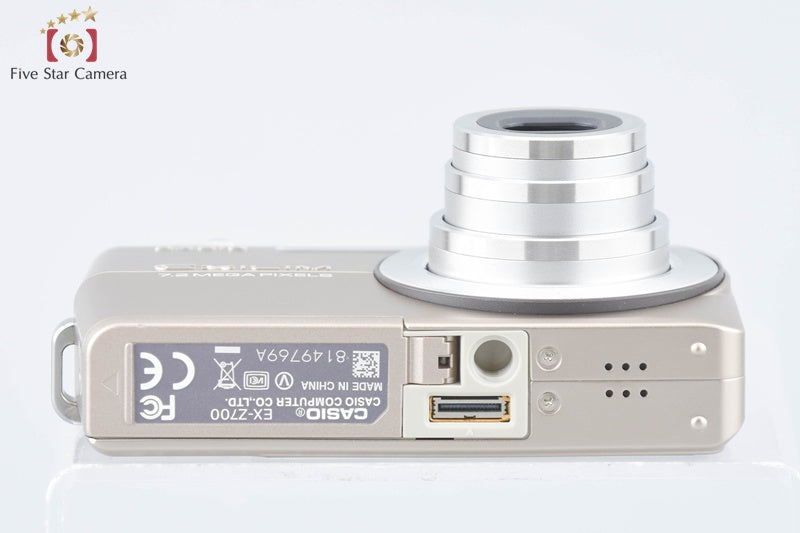 CASIO EXILIM EX-Z700 Gold 7.2 MP Digital Camera w/ Box [Very Good]