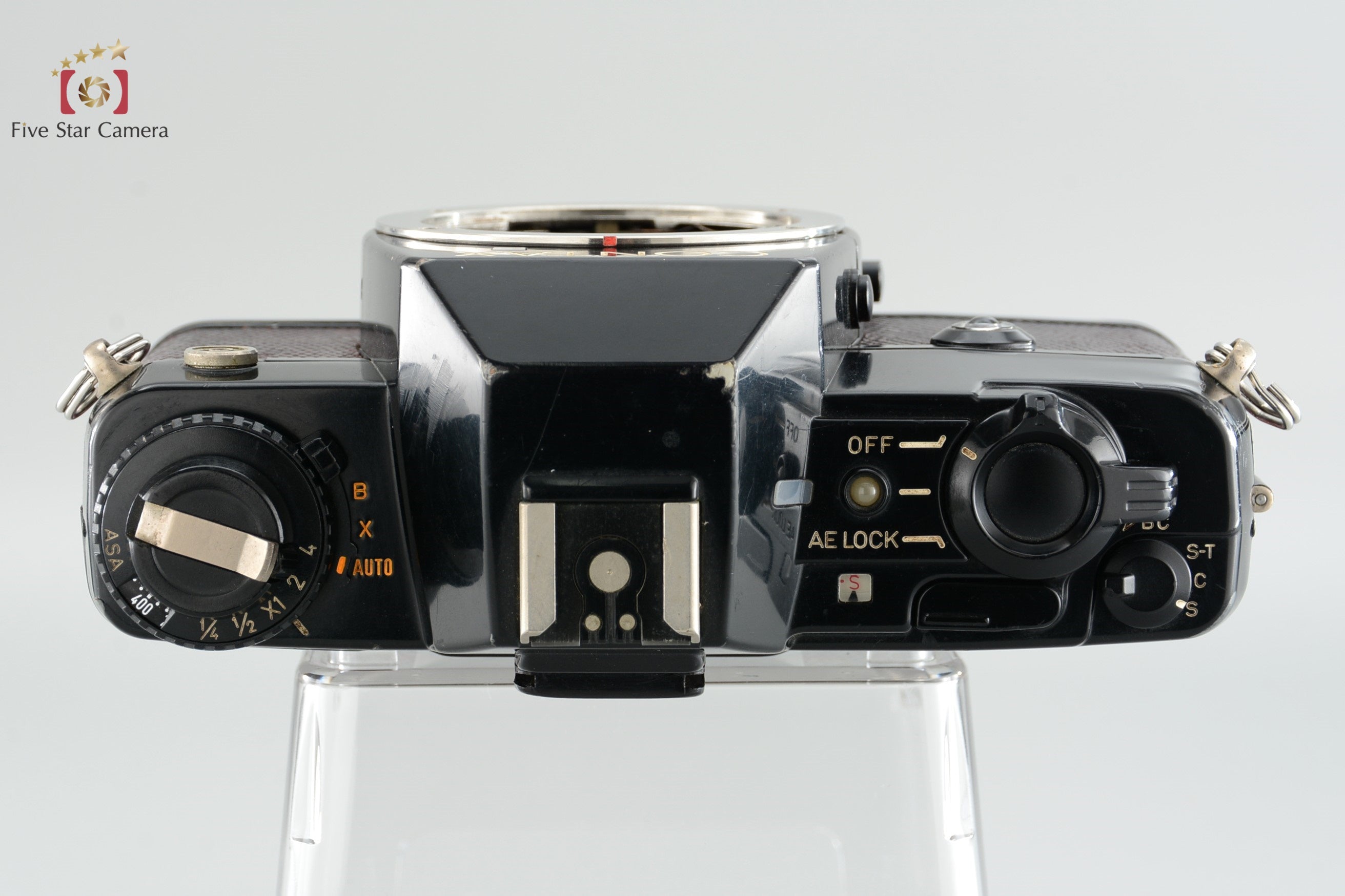 CONTAX 137 MD QUARTZ 35mm SLR Film Camera Body