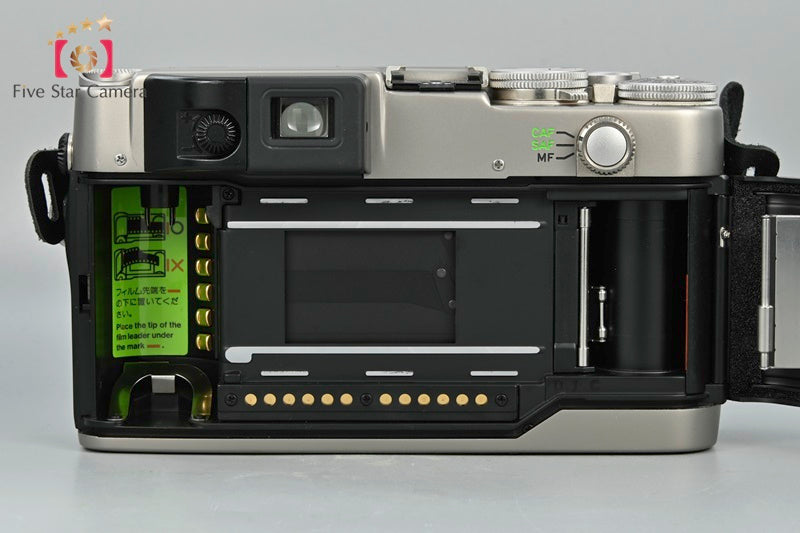 CONTAX G2 + GD-2 Data Back [Excellent]