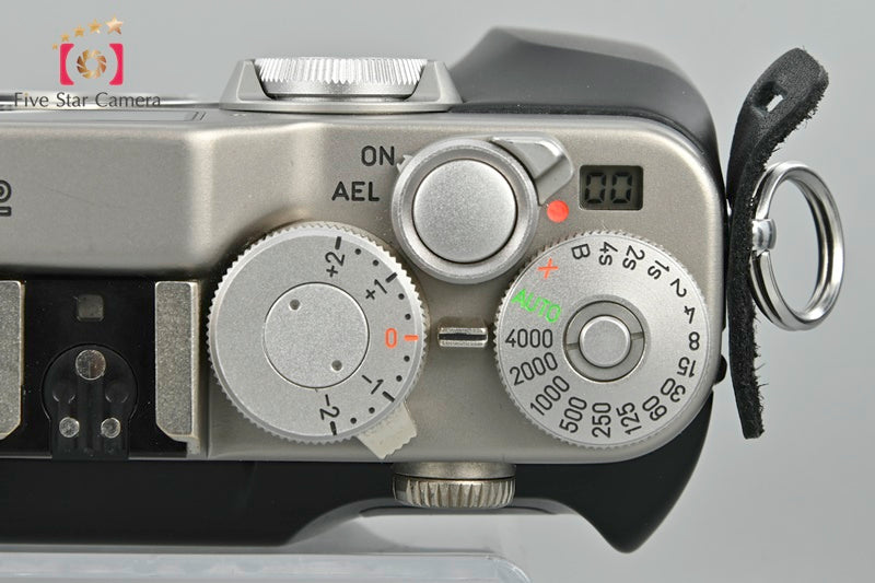 CONTAX G2 + GD-2 Data Back [Excellent]