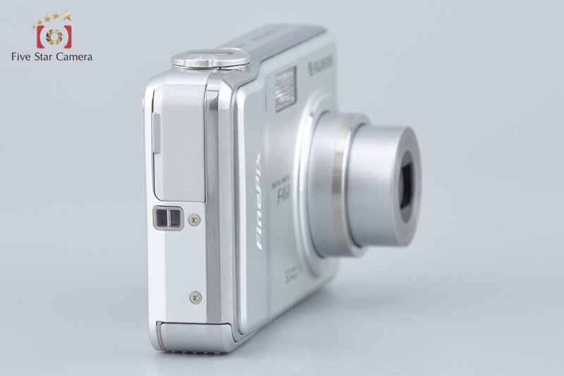 Fujifilm FinePix F460 Silver 5.1 MP Digital Camera