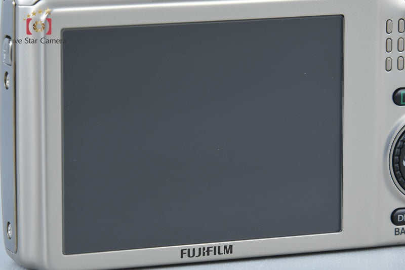 Fujifilm FinePix F900EXR Champagne Gold 16.0 MP Digital Camera