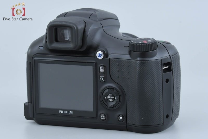 Fujifilm FinePix S6000fd 6.3 MP Digital Camera