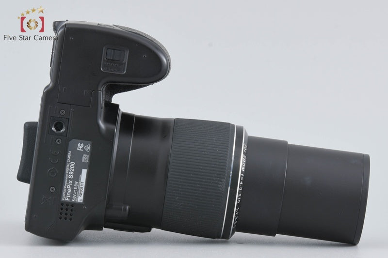 Fujifilm FinePix S9200 Black 16.2 MP Digital Camera [Very Good]