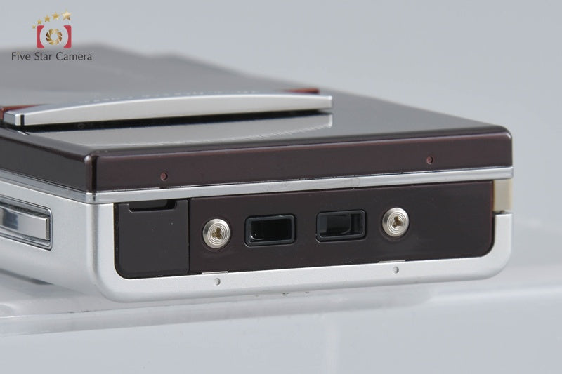 Fujifilm FINEPIX Z100fd Brown 8.0 MP Digital Camera [Very Good]