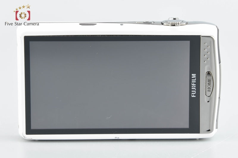 Fujifilm FinePix Z950EXR White 16.0 MP Digital Camera