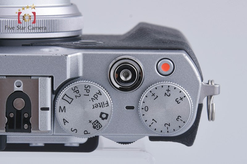 Fujifilm X30 Silver 12.0 MP Digital Camera [Near Mint]