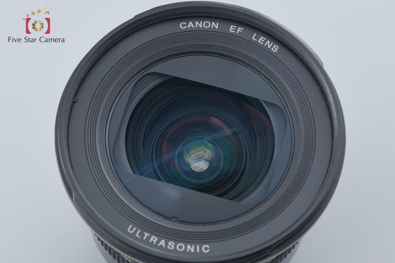 Canon EF 20-35mm f/3.5-4.5 USM