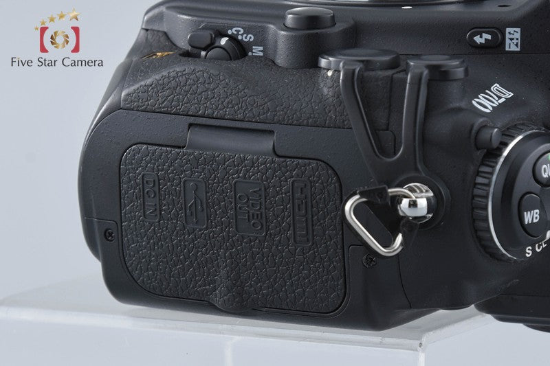 Nikon D700 12.1 MP Full Frame Digital SLR Camera Body