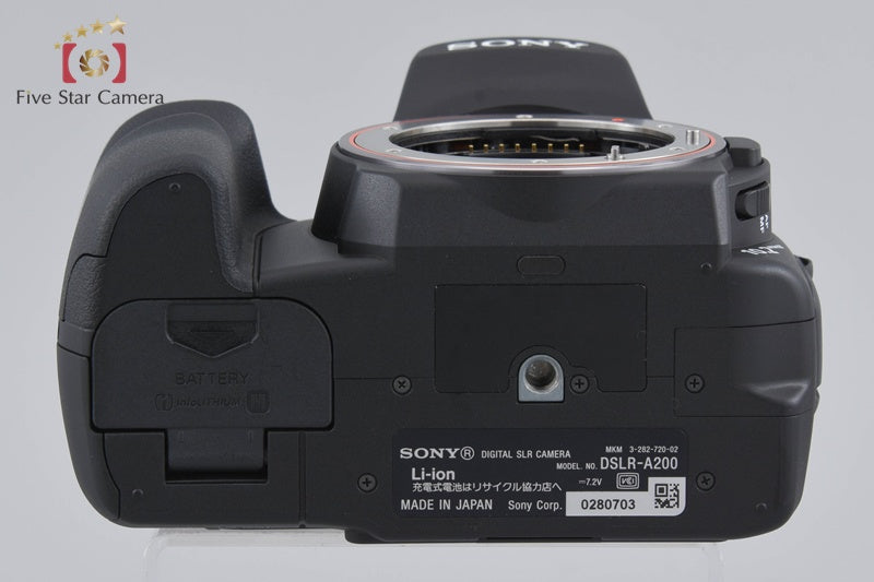Sony Alpha α200 DSLR-A200 Black Digital SLR Camera Body [Japanese Language Only]