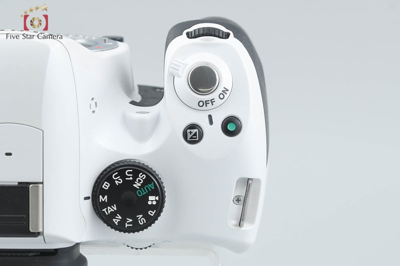 Pentax K-50 White 16.3 MP Digital SLR Camera 18-55 50-200 Lenses