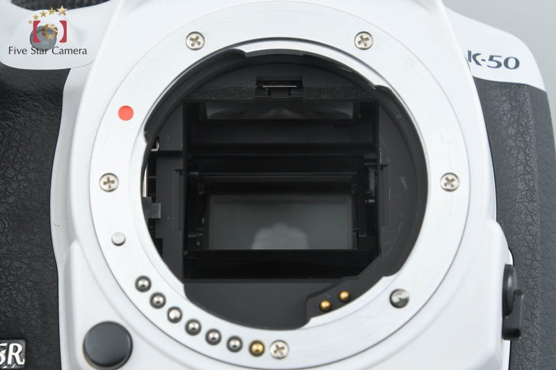 Pentax K-50 White 16.3 MP Digital SLR Camera 18-55 50-200 Lenses