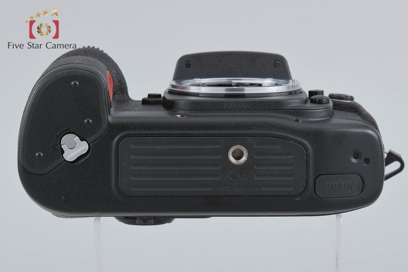 Nikon F100 35mm SLR Film Camera Body