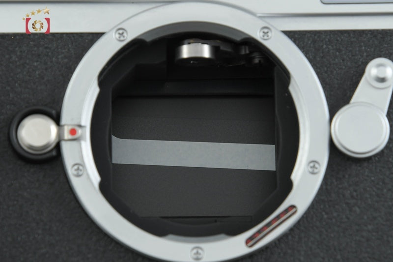 Leica M8 Silver 10.3 MP Rangefinder Digital Camera Body [Very Good]