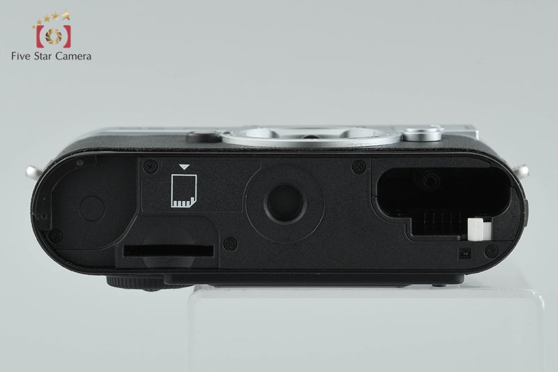 Leica M8 Silver 10.3 MP Rangefinder Digital Camera Body [Very Good]