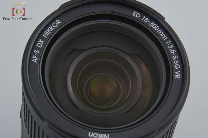 Nikon AF-S DX NIKKOR 18-300mm f/3.5-5.6 G ED VR w/ Box [Excellent]