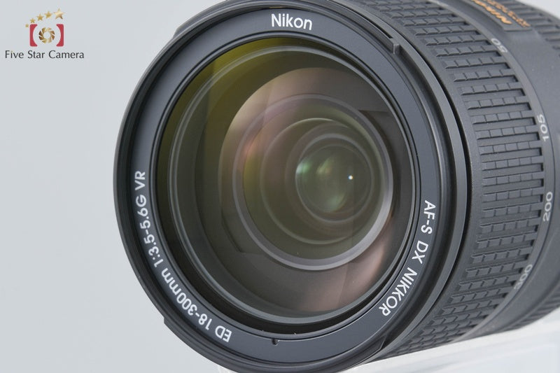 Nikon AF-S DX NIKKOR 18-300mm f/3.5-6.3 G ED VR [Near Mint]