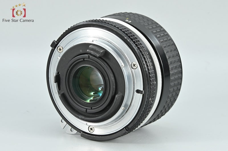 Nikon Ai NIKKOR 28mm f/2.8 [Excellent]