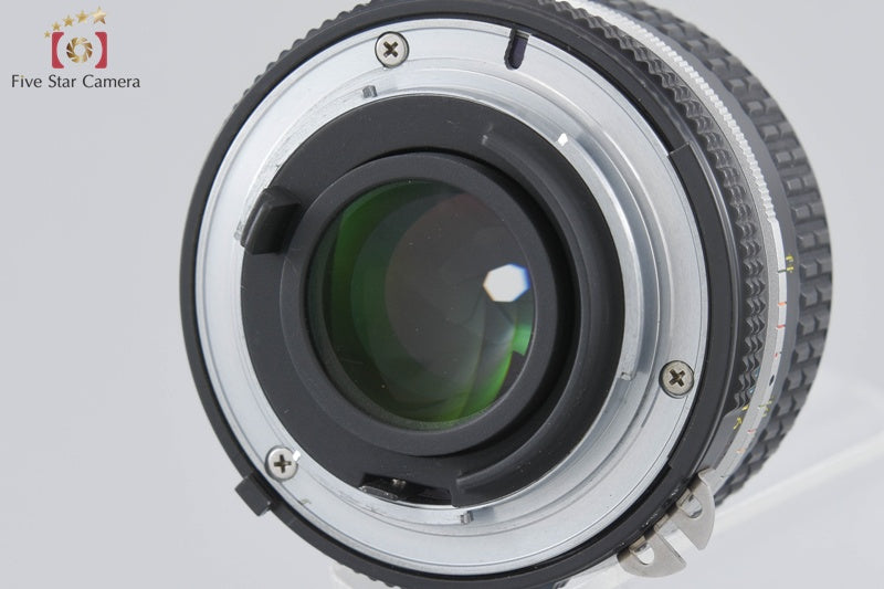 Nikon Ai NIKKOR 50mm f/1.8 [Very Good]