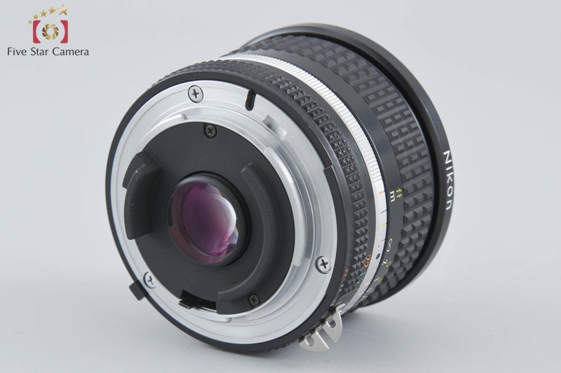 Nikon Ai-S NIKKOR 20mm f/2.8