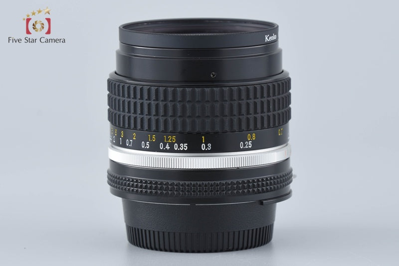 Nikon Ai-S NIKKOR 28mm f/2.8