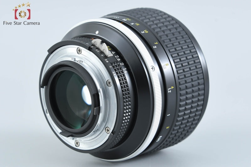 Nikon Ai-S NIKKOR 85mm f/1.4 [Very Good]