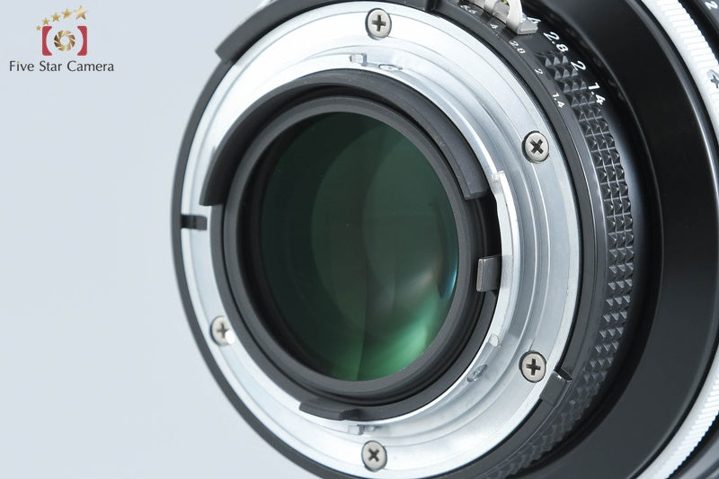 Nikon Ai-S NIKKOR 85mm f/1.4 [Very Good]