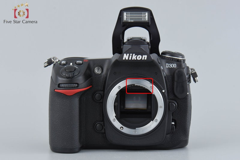 Very Good!! Nikon D300 12.3 MP Digital SLR Camera Body