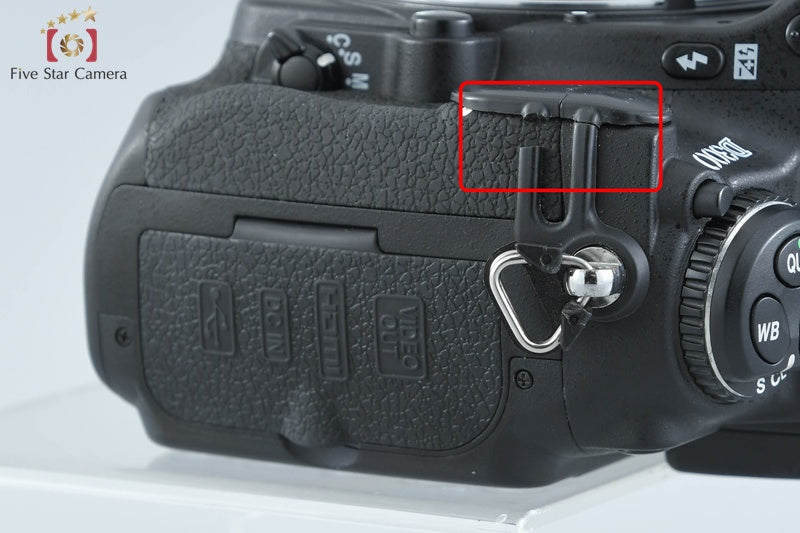 Nikon D300 12.3 MP Digital SLR Camera Body w/ Box