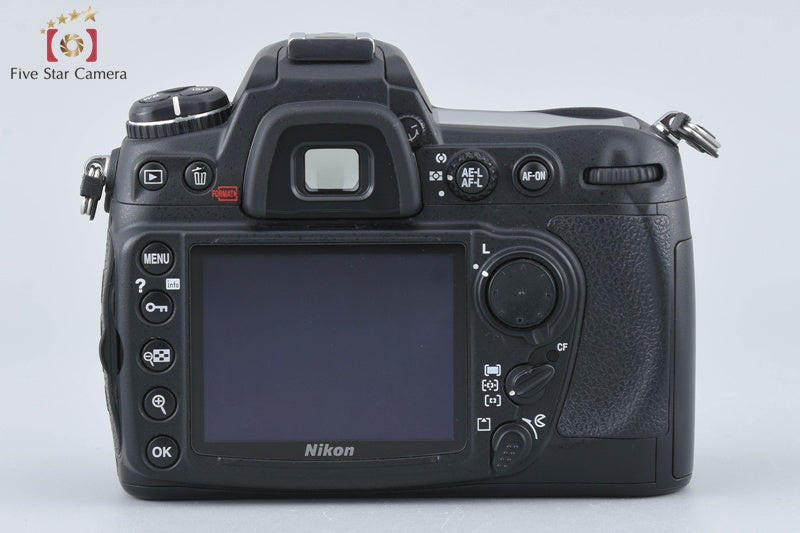 Nikon D300 12.3 MP Digital SLR Camera AF-S DX 18-70 G Lens