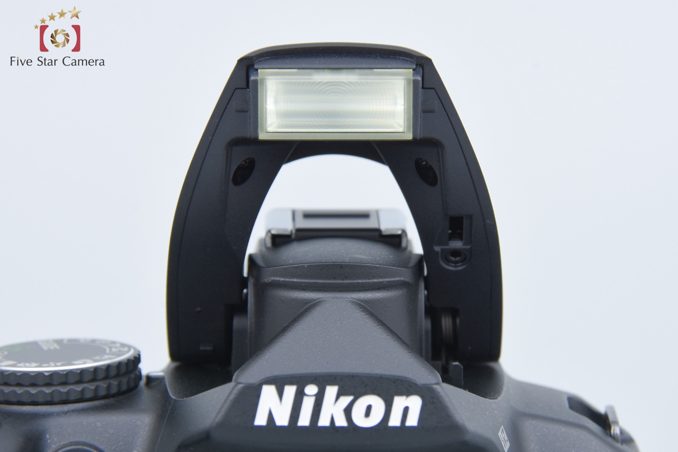 "Shutter count 1,898" Nikon D3000 10.2 MP DSLR 18-55 Lens