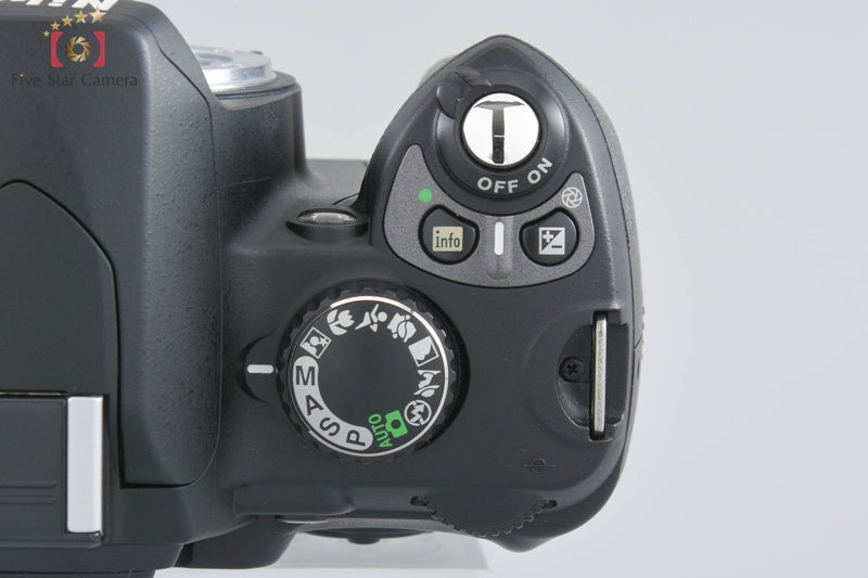 "Count 1,592" Nikon D40 Black 6.1 MP Digital SLR Camera 18-55 Lens [Very Good]